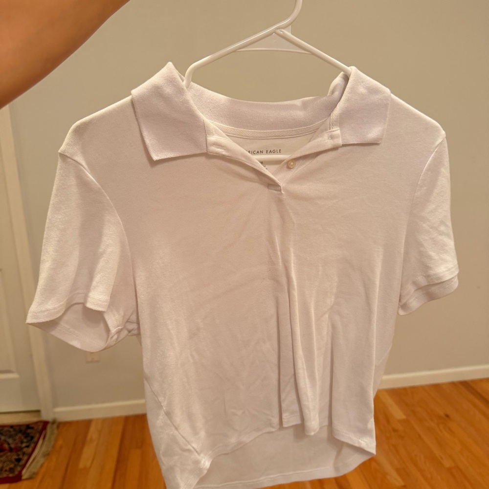 ANERICAN EAGLE WHITE BUTTON DOWN